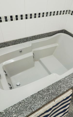 Apartamento à venda com 150m², 3 quartos e 3 vagas Apartamento à venda com 150m², 3 quartos e 3 vagasBanheiro da Suíte 1