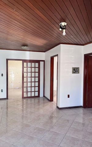 Casa à venda com 157m², 3 quartos e 2 vagas Casa à venda com 157m², 3 quartos e 2 vagasSala