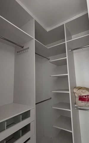 Apartamento à venda com 68m², 2 quartos e 1 vaga Apartamento à venda com 68m², 2 quartos e 1 vagaCloset do quarto 1
