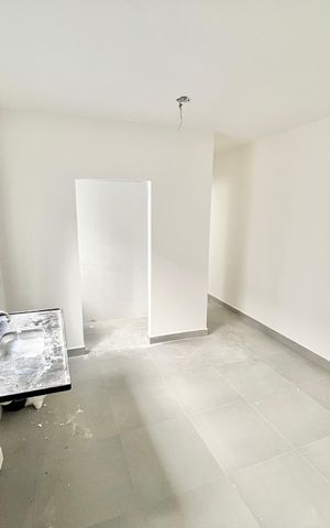 Apartamento à venda com 32m², 1 quarto e sem vaga Apartamento à venda com 32m², 1 quarto e sem vagaSala/Cozinha