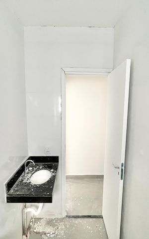 Apartamento à venda com 32m², 1 quarto e sem vaga Apartamento à venda com 32m², 1 quarto e sem vagaBanheiro social