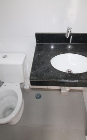 Apartamento à venda com 40m², 2 quartos e sem vagaBanheiro