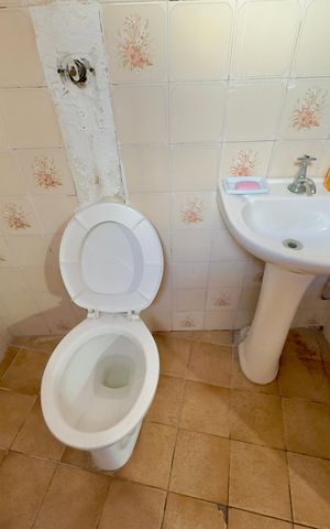 Casa à venda com 106m², 2 quartos e 1 vaga Casa à venda com 106m², 2 quartos e 1 vagaBanheiro 3