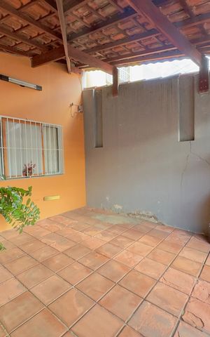 Casa à venda com 106m², 2 quartos e 1 vaga Casa à venda com 106m², 2 quartos e 1 vagaGaragem