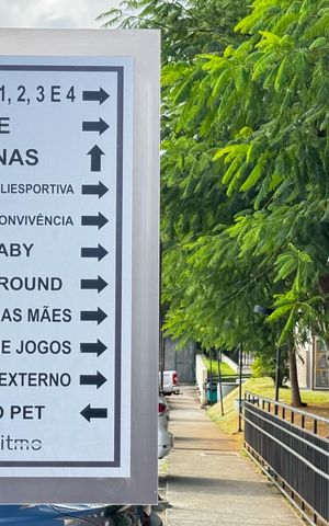 Apartamento à venda com 55m², 3 quartos e 1 vaga Apartamento à venda com 55m², 3 quartos e 1 vagaÁrea comum