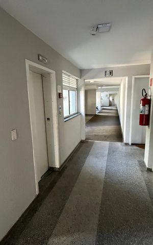 Apartamento para alugar com 56m², 2 quartos e 1 vaga Apartamento para alugar com 56m², 2 quartos e 1 vagaHall de entrada