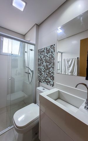 Apartamento à venda com 75m², 2 quartos e 2 vagas Apartamento à venda com 75m², 2 quartos e 2 vagasBanheiro