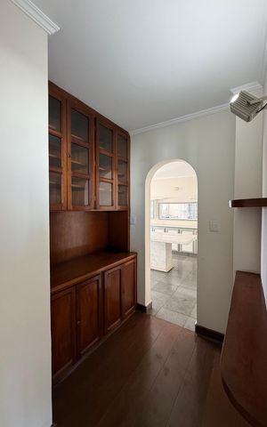 Apartamento à venda com 492m², 4 quartos e 2 vagas