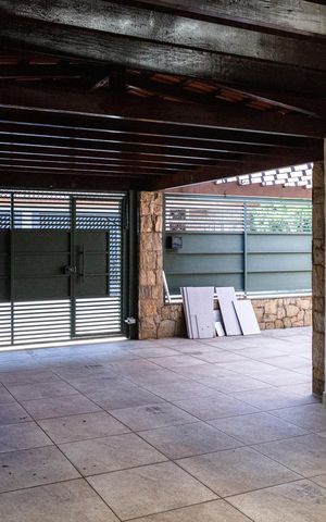 Casa à venda com 171m², 3 quartos e 3 vagasGaragem