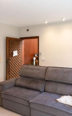Casa à venda com 171m², 3 quartos e 3 vagasSala