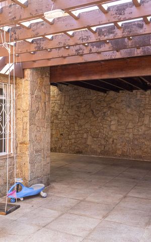 Casa à venda com 171m², 3 quartos e 3 vagasGaragem