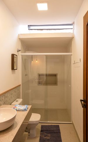Casa à venda com 171m², 3 quartos e 3 vagasBanheiro social