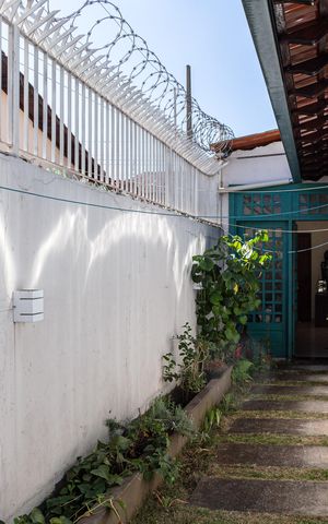Casa à venda com 171m², 3 quartos e 3 vagasCorredor