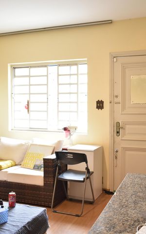 Casa à venda com 100m², 2 quartos e 1 vagaSala