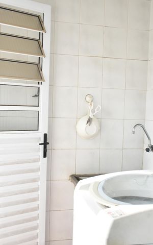 Casa à venda com 100m², 2 quartos e 1 vagaÁrea de Serviço