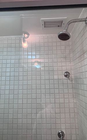 Apartamento à venda com 83m², 3 quartos e 1 vaga Apartamento à venda com 83m², 3 quartos e 1 vagaBanheiro