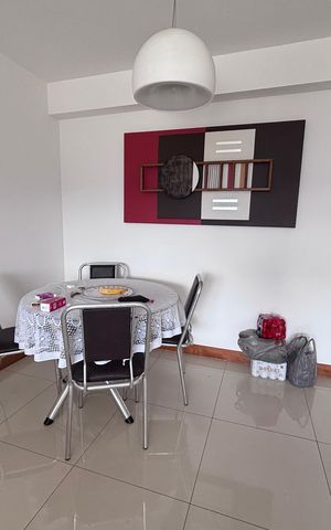 Apartamento à venda com 83m², 3 quartos e 1 vaga Apartamento à venda com 83m², 3 quartos e 1 vagaSala