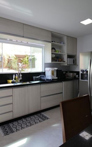 Casa à venda com 170m², 5 quartos e 2 vagasCozinha