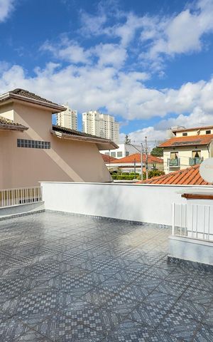 Casa para alugar com 300m², 3 quartos e sem vagaÁrea de Serviço