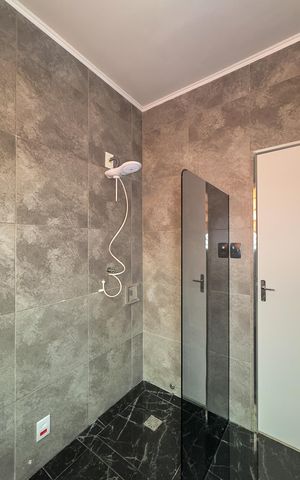 Casa para alugar com 300m², 3 quartos e sem vagaBanheiro
