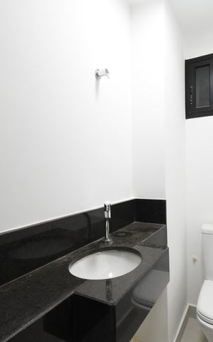 Apartamento para alugar com 125m², 3 quartos e 1 vagaLavabo