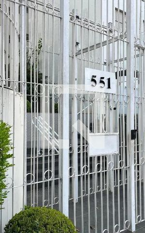 Apartamento à venda com 70m², 3 quartos e 2 vagas Apartamento à venda com 70m², 3 quartos e 2 vagasFachada