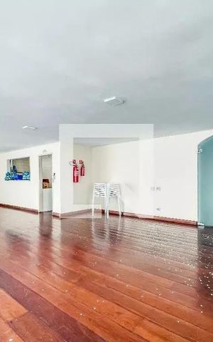 Apartamento à venda com 70m², 3 quartos e 2 vagas Apartamento à venda com 70m², 3 quartos e 2 vagasSalão de Festas