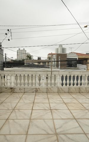 Casa à venda com 173m², 3 quartos e 2 vagasVaranda