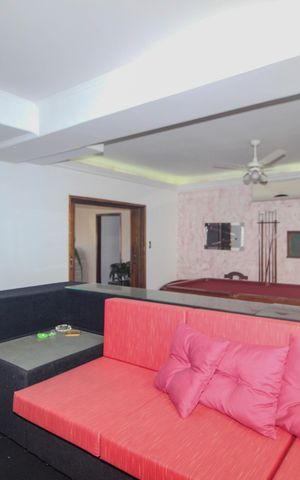 Apartamento à venda com 238m², 7 quartos e sem vaga Apartamento à venda com 238m², 7 quartos e sem vagaSala