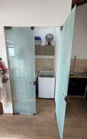 Apartamento à venda com 140m², 2 quartos e 2 vagas Apartamento à venda com 140m², 2 quartos e 2 vagasÁrea de Serviço