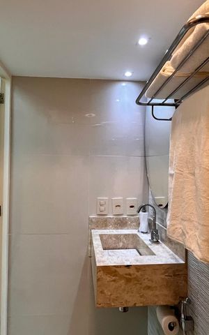 Apartamento para alugar com 79m², 2 quartos e sem vagaBanheiro da Suíte