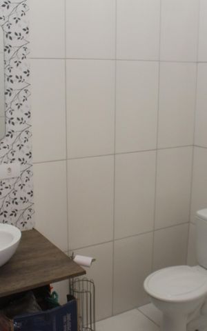 Casa à venda com 260m², 4 quartos e 2 vagasBanheiro 1