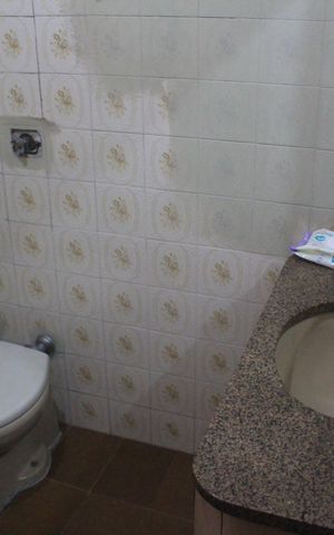 Casa à venda com 260m², 4 quartos e 2 vagasBanheiro da Suíte
