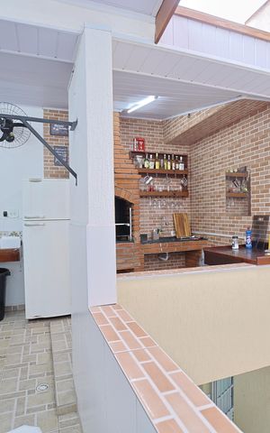 Casa à venda com 150m², 3 quartos e 2 vagasÁrea gourmet