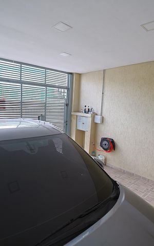 Casa à venda com 150m², 3 quartos e 2 vagasGaragem