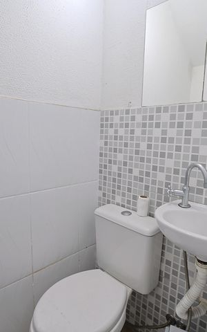 Casa à venda com 150m², 3 quartos e 2 vagasLavabo