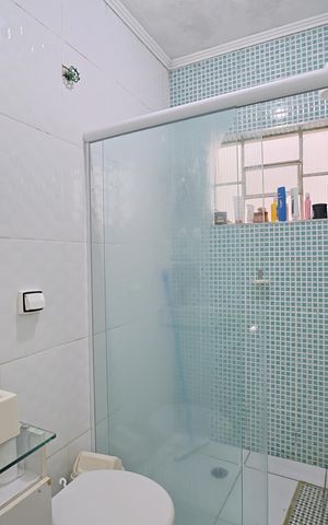 Casa à venda com 150m², 3 quartos e 2 vagasBanheiro 2