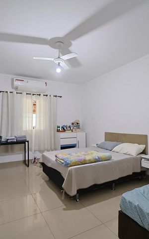 Casa à venda com 150m², 3 quartos e 2 vagasQuarto 3