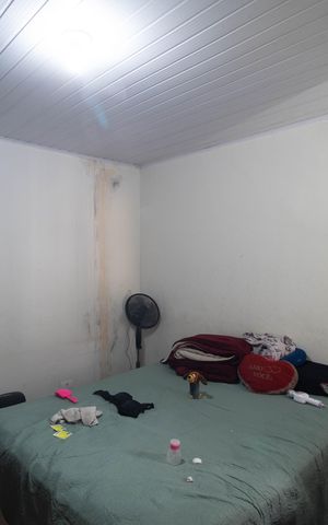 Casa à venda com 100m², 2 quartos e sem vaga Casa à venda com 100m², 2 quartos e sem vagaQuarto 1