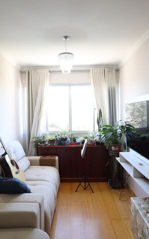 Apartamento à venda com 70m², 3 quartos e 2 vagasSala