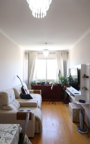 Apartamento à venda com 70m², 3 quartos e 2 vagasSala
