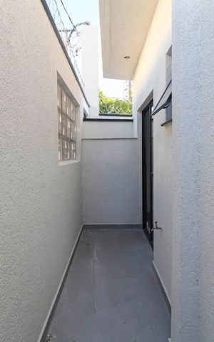 Apartamento à venda com 33m², 1 quarto e sem vaga