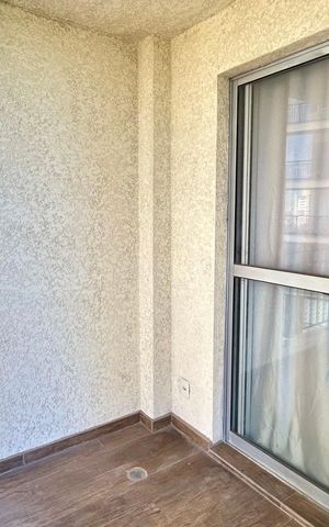 Apartamento para alugar com 76m², 3 quartos e 1 vaga Apartamento para alugar com 76m², 3 quartos e 1 vagaVaranda da Sala