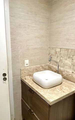 Apartamento para alugar com 76m², 3 quartos e 1 vaga Apartamento para alugar com 76m², 3 quartos e 1 vagaBanheiro 1