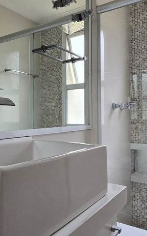 Apartamento para alugar com 134m², 3 quartos e 2 vagas Apartamento para alugar com 134m², 3 quartos e 2 vagasBanheiro da Suíte 3