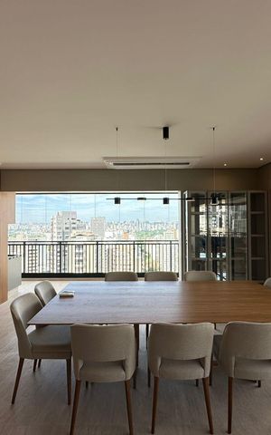 Apartamento à venda com 227m², 3 quartos e 4 vagas