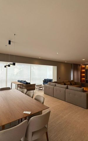 Apartamento à venda com 227m², 3 quartos e 4 vagas