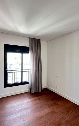 Apartamento à venda com 227m², 3 quartos e 4 vagas