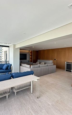 Apartamento à venda com 227m², 3 quartos e 4 vagas