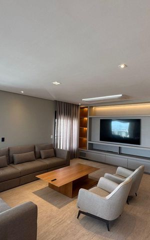 Apartamento à venda com 227m², 3 quartos e 4 vagas